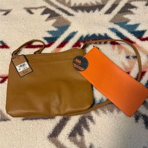 NWT GH Bass & Co Bag and interior pouch